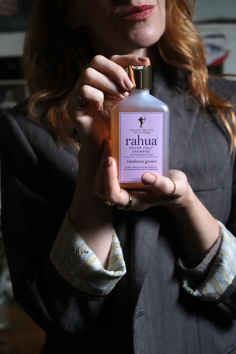 Color full shampoo